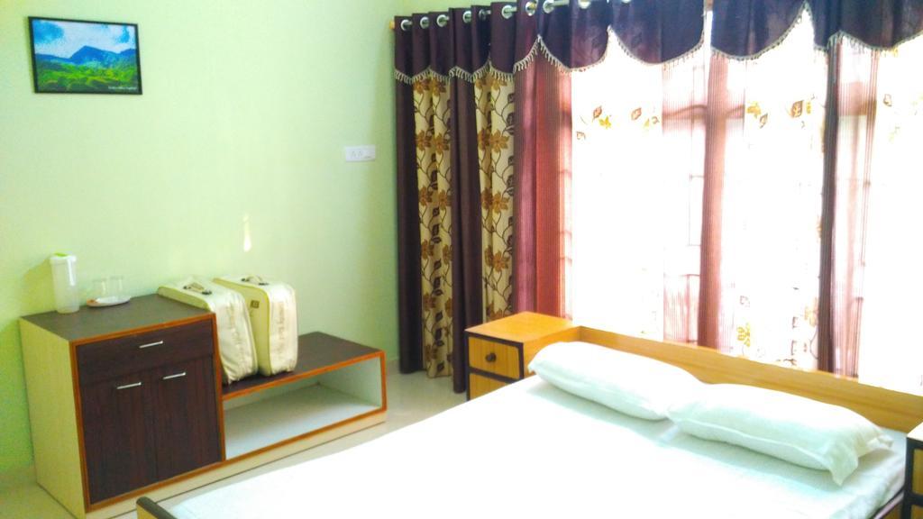 Ashirwad Homestay กูวาฮาติ ภายนอก รูปภาพ