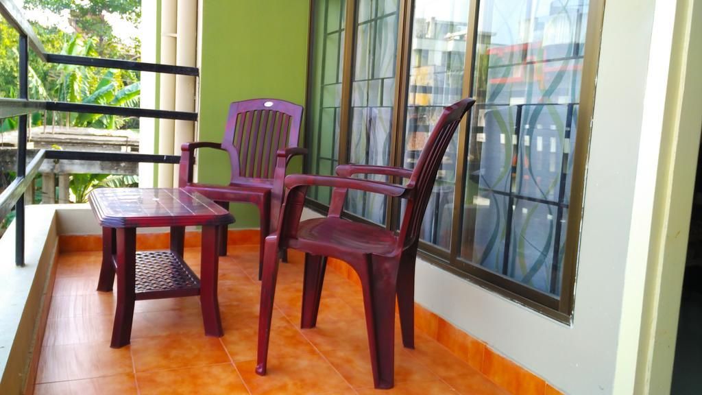 Ashirwad Homestay กูวาฮาติ ภายนอก รูปภาพ